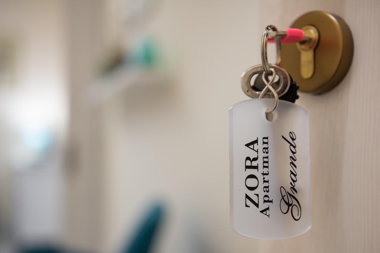 Zora Apartman Eger Luaran gambar